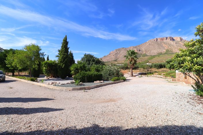 Image No.49-3 Bed Villa for sale