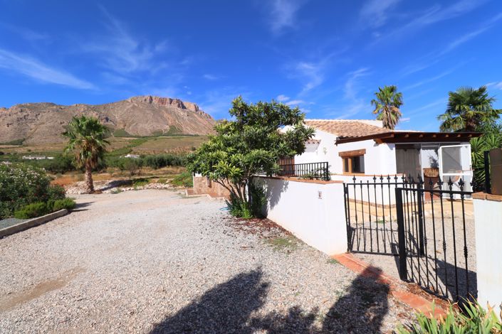 Image No.8-3 Bed Villa for sale