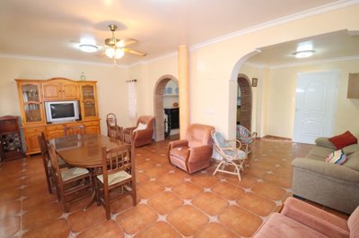 hl9c4tj84093032-ch2010