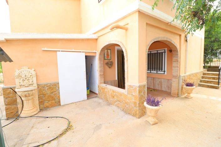 Image No.46-4 Bed Country House for sale