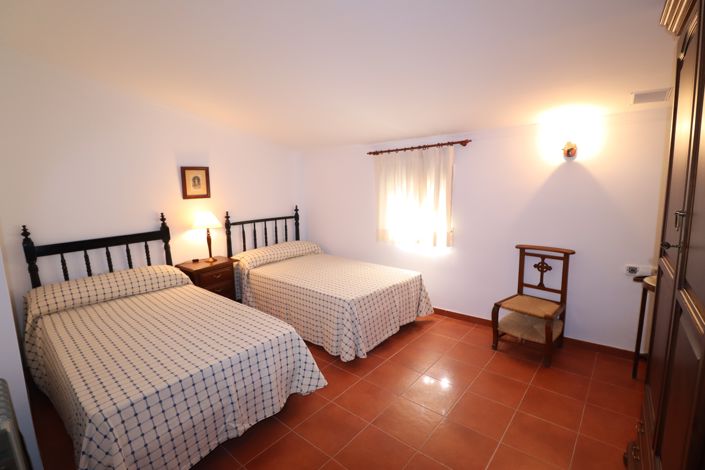 Image No.31-3 Bed Cortijo for sale