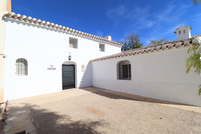 Image No.45-3 Bed Cortijo for sale