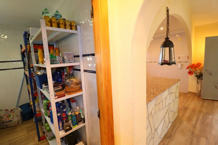 Image No.21-4 Bed Country House for sale