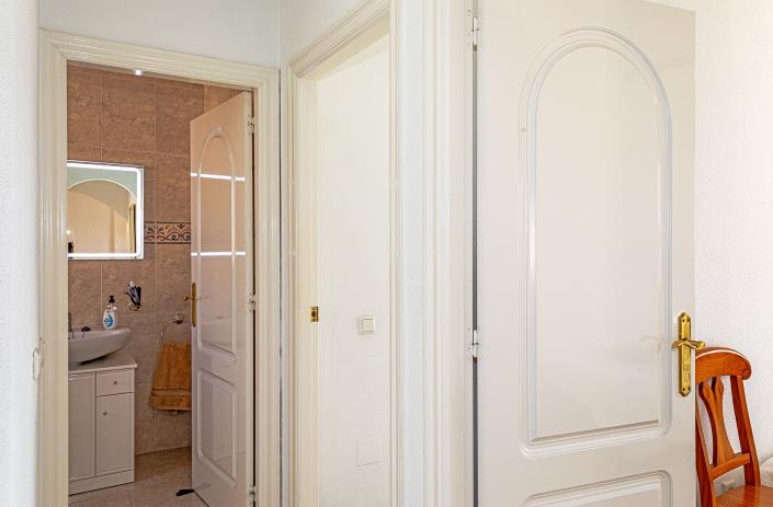 Image No.11-2 Bed Apartment for sale