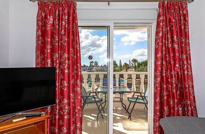 Image No.16-2 Bed Apartment for sale