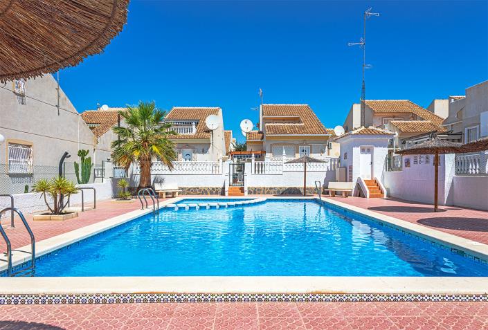 Image No.3-3 Bed Villa / Detached for sale