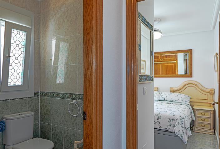 Image No.17-3 Bed Villa / Detached for sale