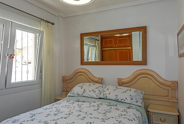 Image No.18-3 Bed Villa / Detached for sale