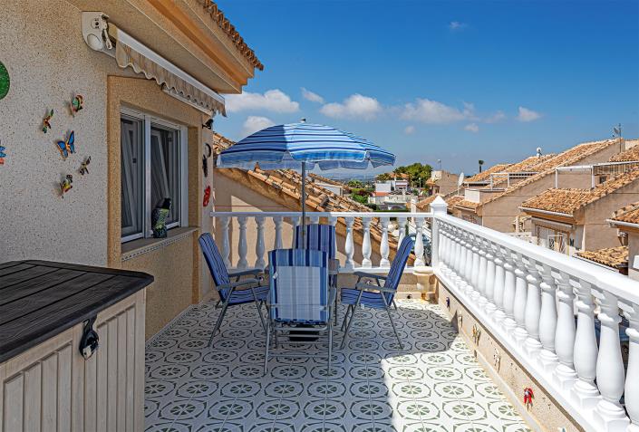 Image No.29-3 Bed Villa / Detached for sale