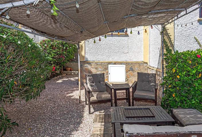 Image No.8-2 Bed Semi-Detached for sale