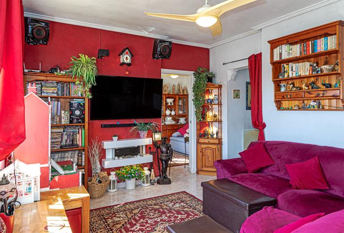 Image No.12-2 Bed Semi-Detached for sale