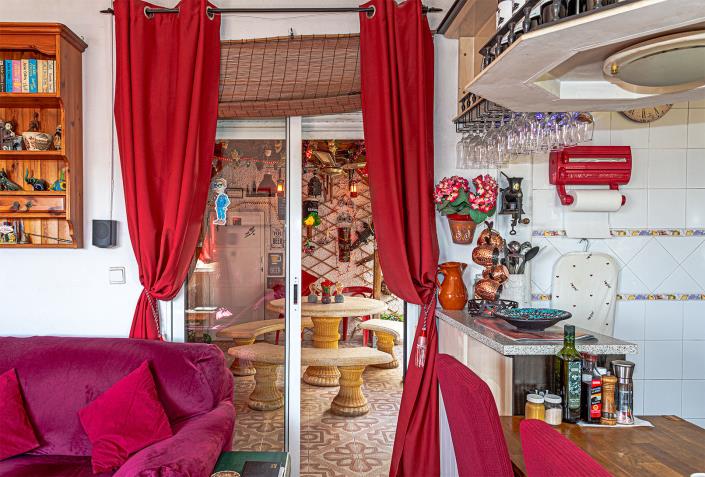 Image No.19-2 Bed Semi-Detached for sale