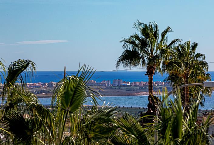 Image No.26-2 Bed Apartment for sale