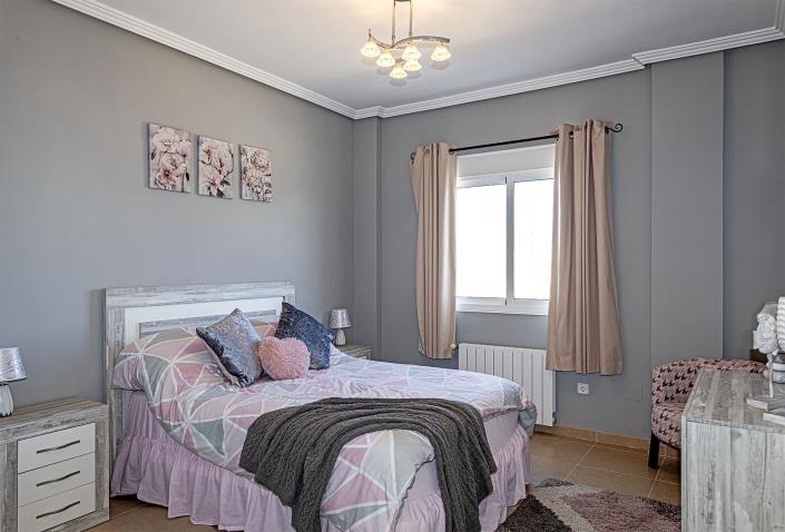 Image No.32-4 Bed Villa / Detached for sale