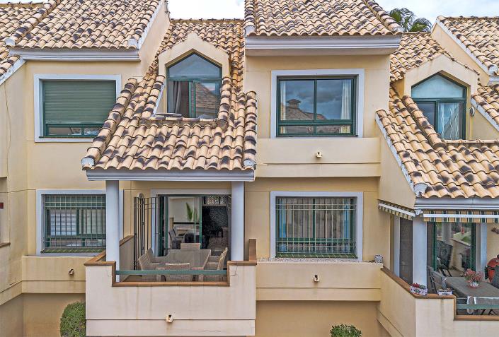 Image No.38-3 Bed Duplex for sale