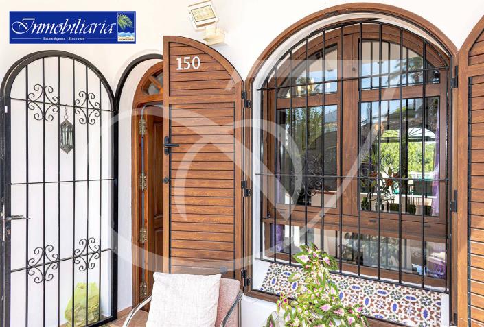 Image No.12-4 Bed Villa for sale