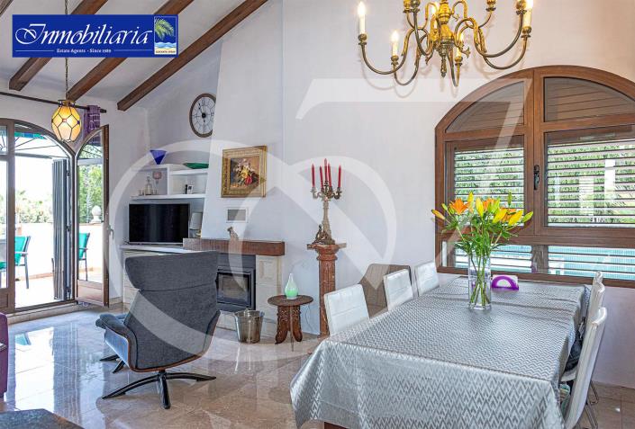 Image No.15-4 Bed Villa for sale