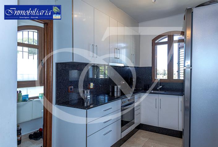 Image No.28-4 Bed Villa for sale