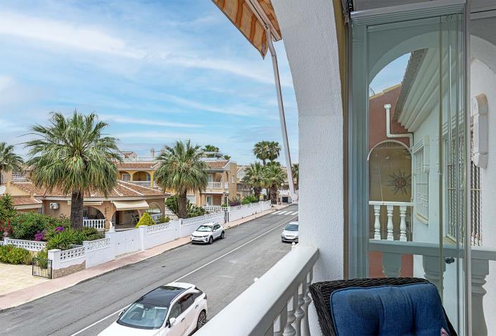 Image No.10-2 Bed Apartment for sale