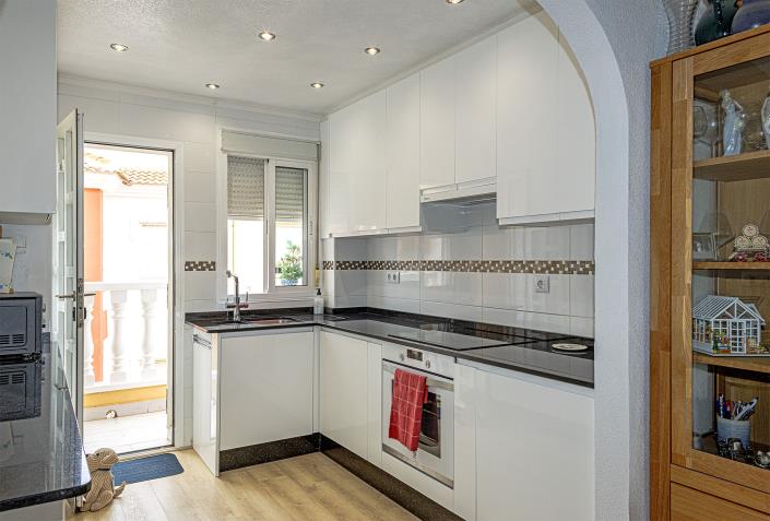 Image No.13-2 Bed Apartment for sale