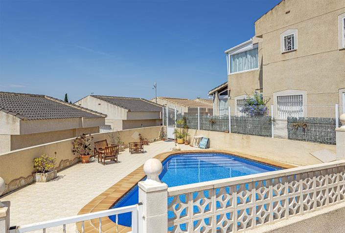 Image No.7-3 Bed Villa / Detached for sale