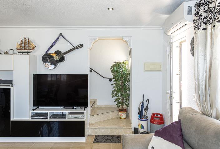 Image No.23-3 Bed Villa / Detached for sale