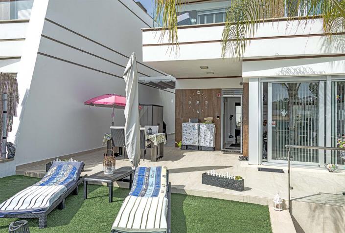 Image No.5-3 Bed Villa / Detached for sale