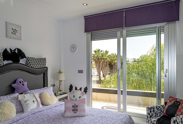 Image No.29-3 Bed Villa / Detached for sale