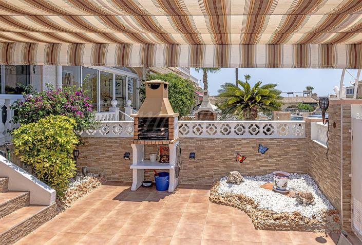 Image No.6-3 Bed Villa / Detached for sale