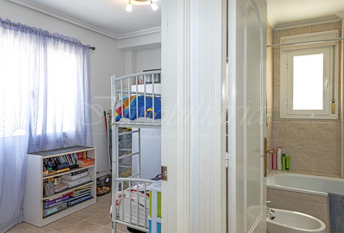 Image No.15-3 Bed Villa / Detached for sale