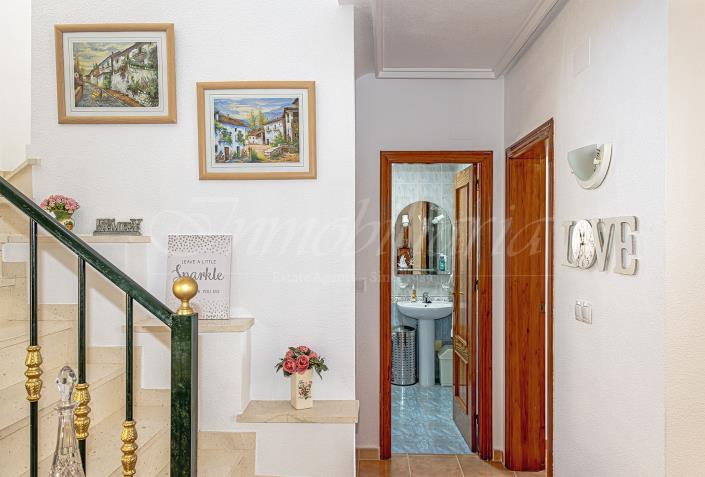 Image No.19-3 Bed Villa / Detached for sale