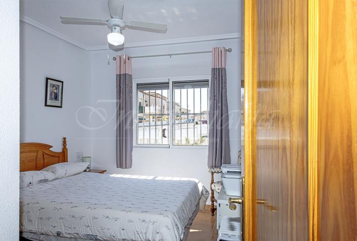 Image No.20-3 Bed Villa / Detached for sale