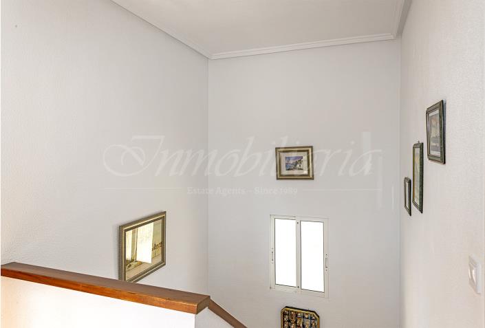 Image No.31-3 Bed Villa / Detached for sale