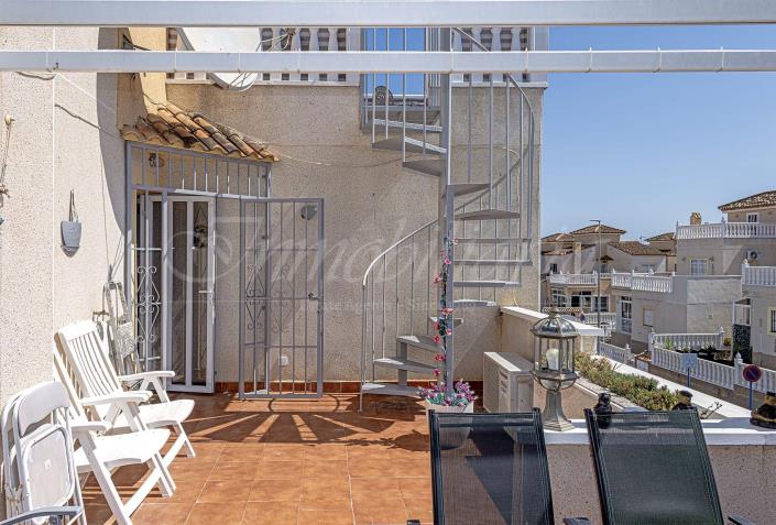 Image No.36-3 Bed Villa / Detached for sale