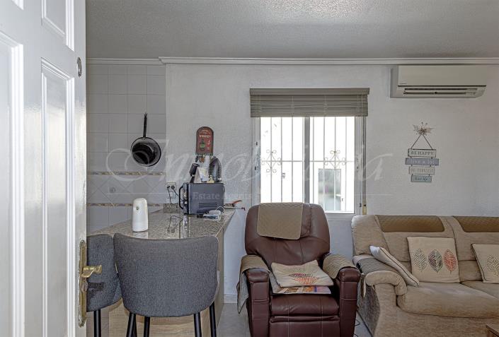 Image No.14-2 Bed Semi-Detached for sale