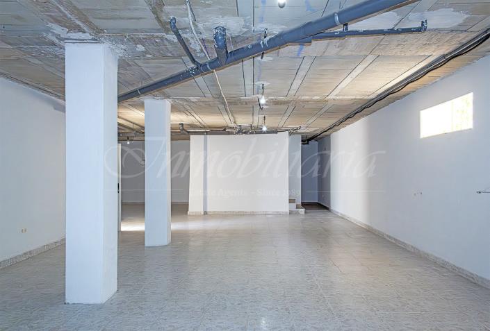 Image No.48-5 Bed Villa / Detached for sale