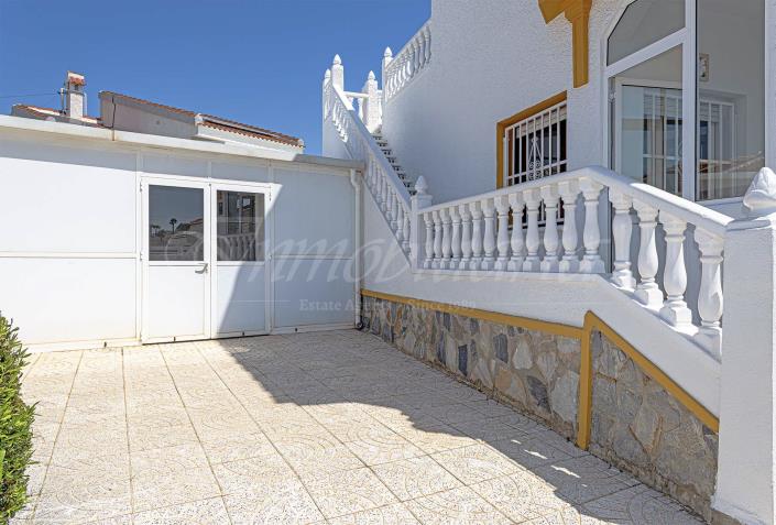 Image No.5-4 Bed Villa / Detached for sale