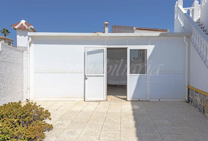 Image No.39-4 Bed Villa / Detached for sale