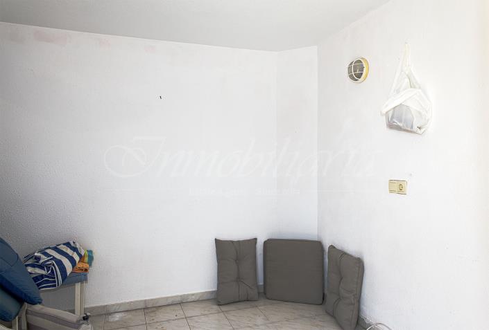 Image No.20-2 Bed Bungalow for sale