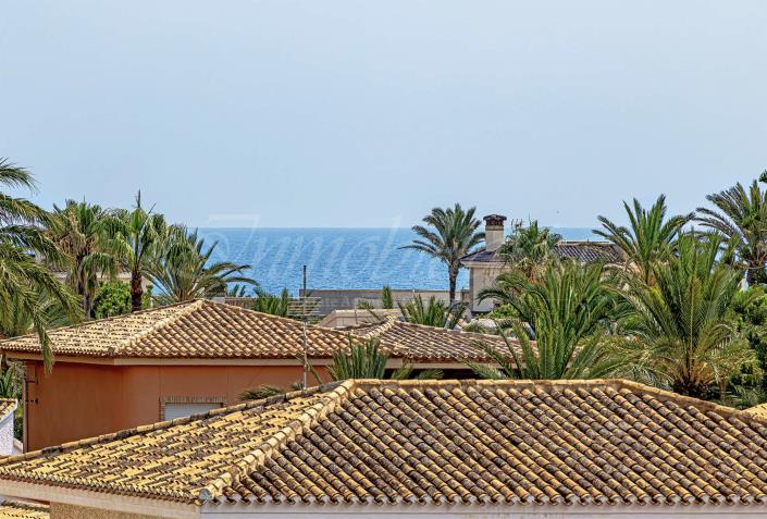 Image No.3-4 Bed Villa / Detached for sale