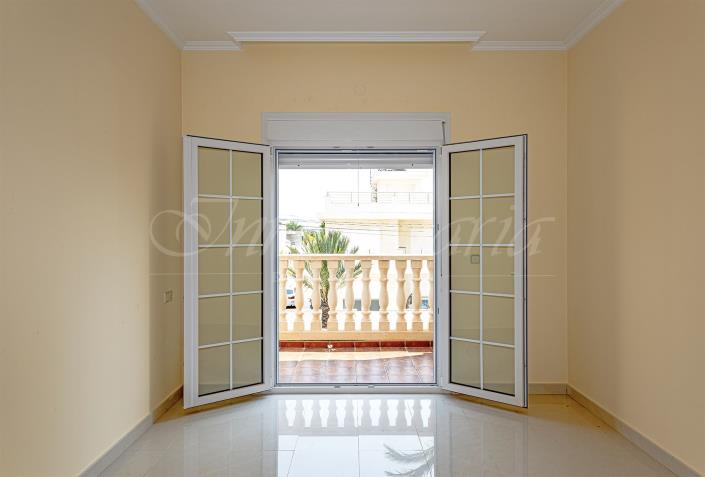 Image No.51-4 Bed Villa / Detached for sale