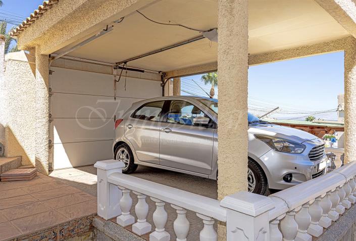 Image No.9-2 Bed Villa / Detached for sale