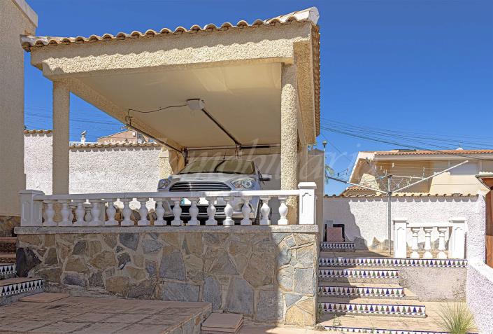 Image No.10-2 Bed Villa / Detached for sale