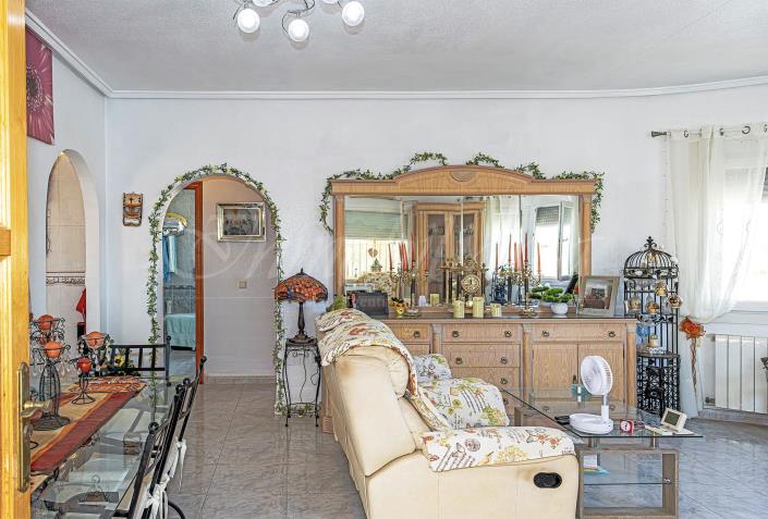 Image No.15-2 Bed Villa / Detached for sale