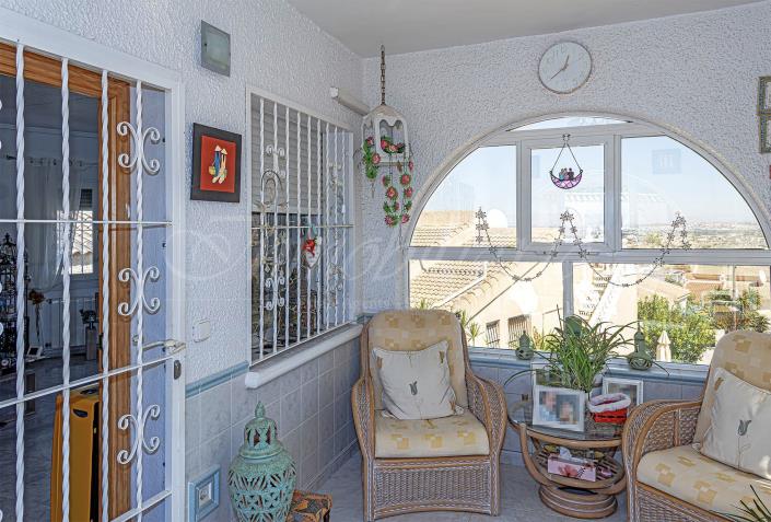 Image No.14-2 Bed Villa / Detached for sale