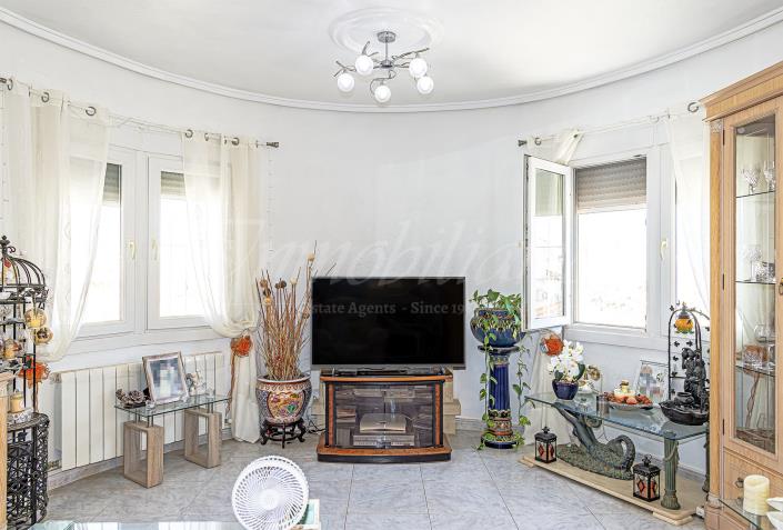 Image No.16-2 Bed Villa / Detached for sale