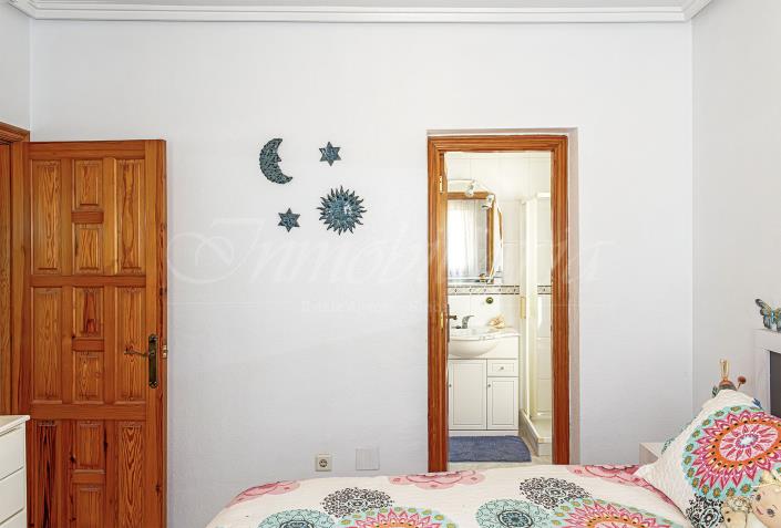 Image No.25-2 Bed Villa / Detached for sale