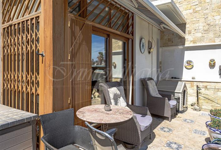 Image No.9-3 Bed Villa / Detached for sale