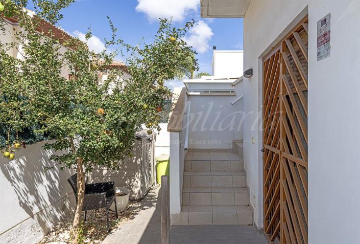 Image No.31-3 Bed Villa / Detached for sale