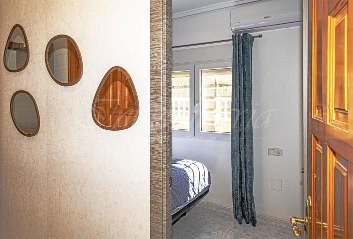 Image No.31-3 Bed Villa / Detached for sale